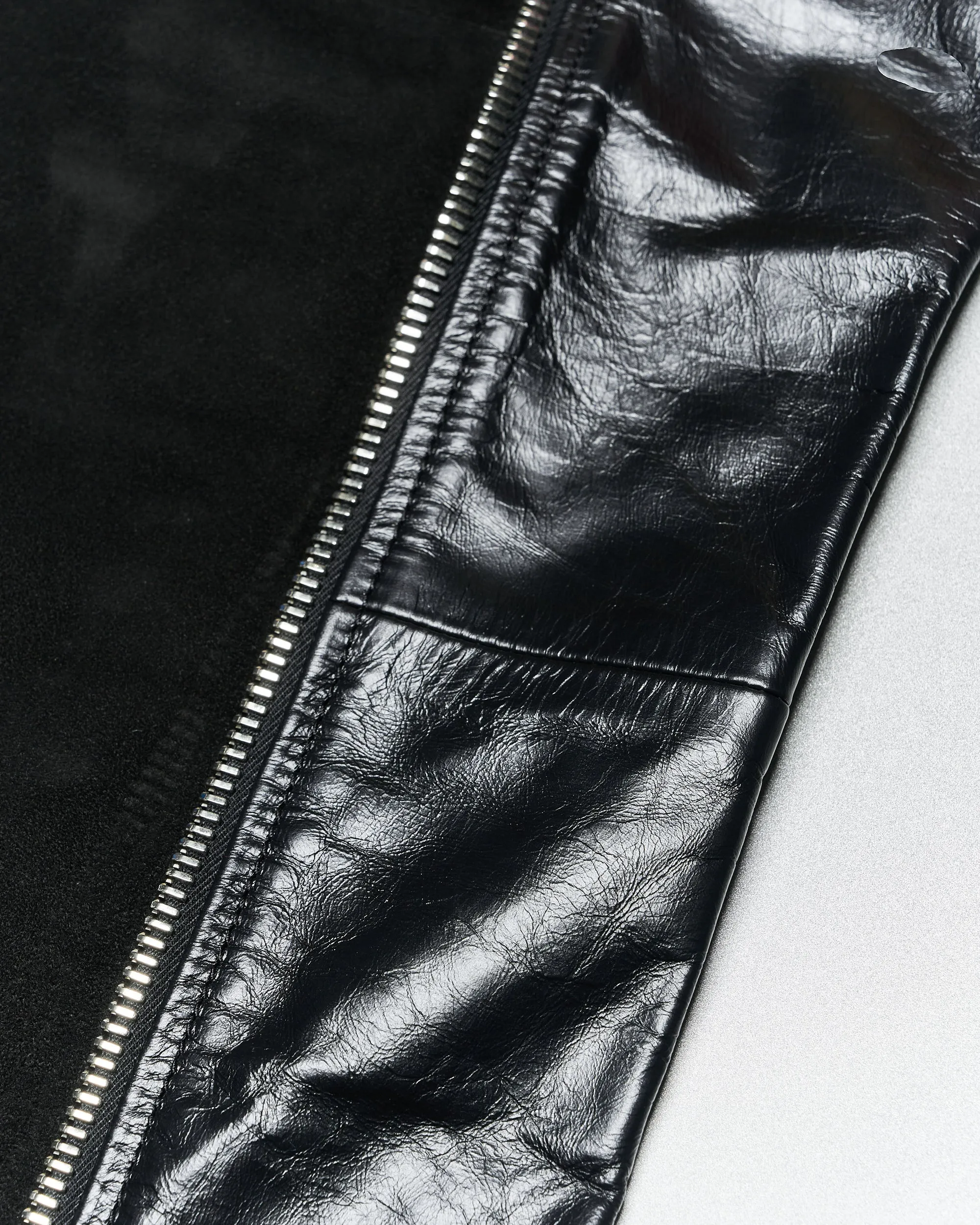 2021 Main zip leather pant