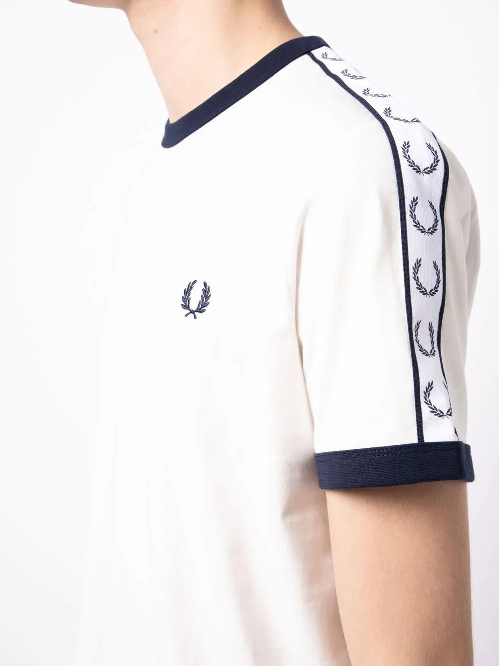 embroidered-logo crew-neck T-shirt