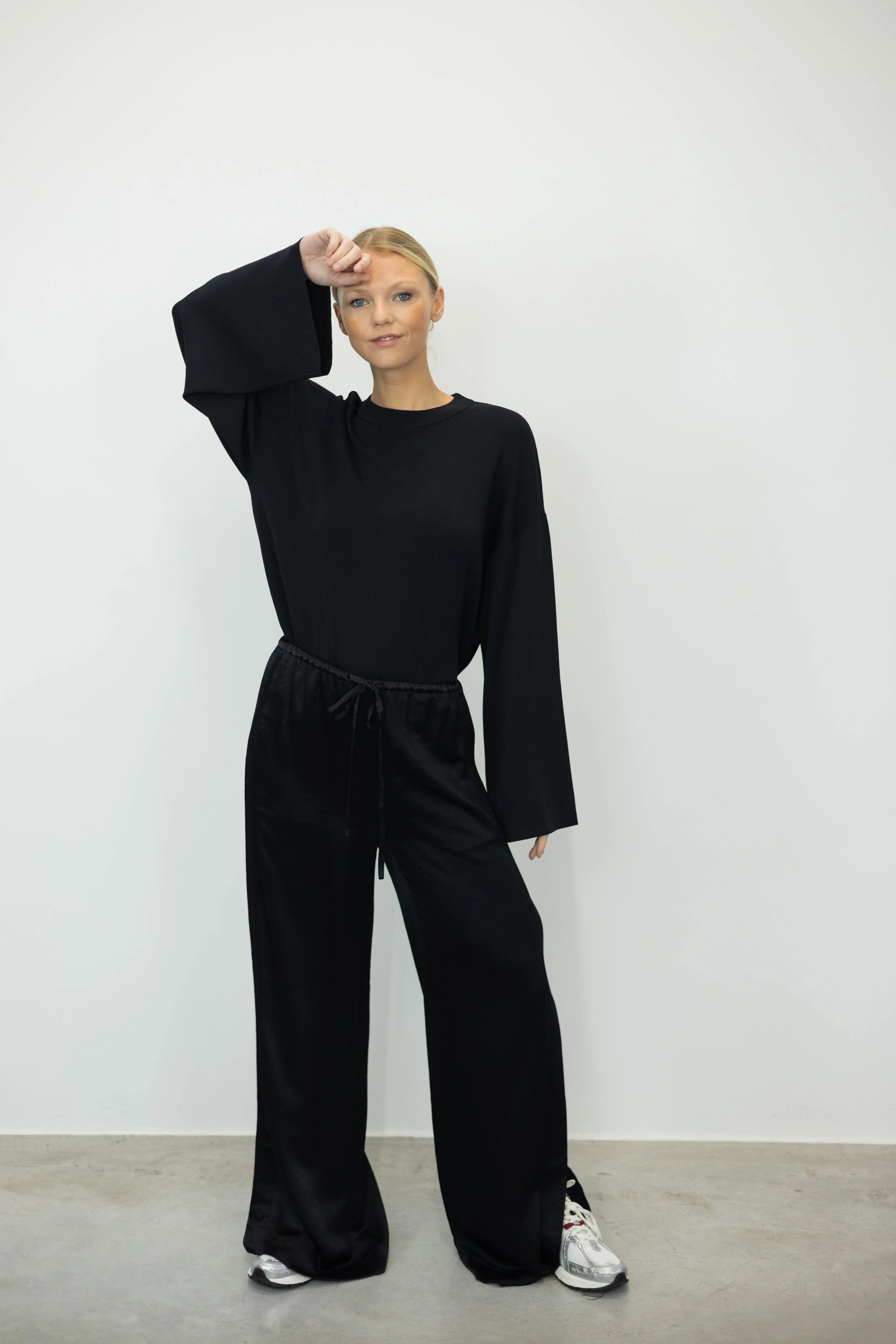 HAZEL FLUID VISCOSE WIDE LEG PANTS