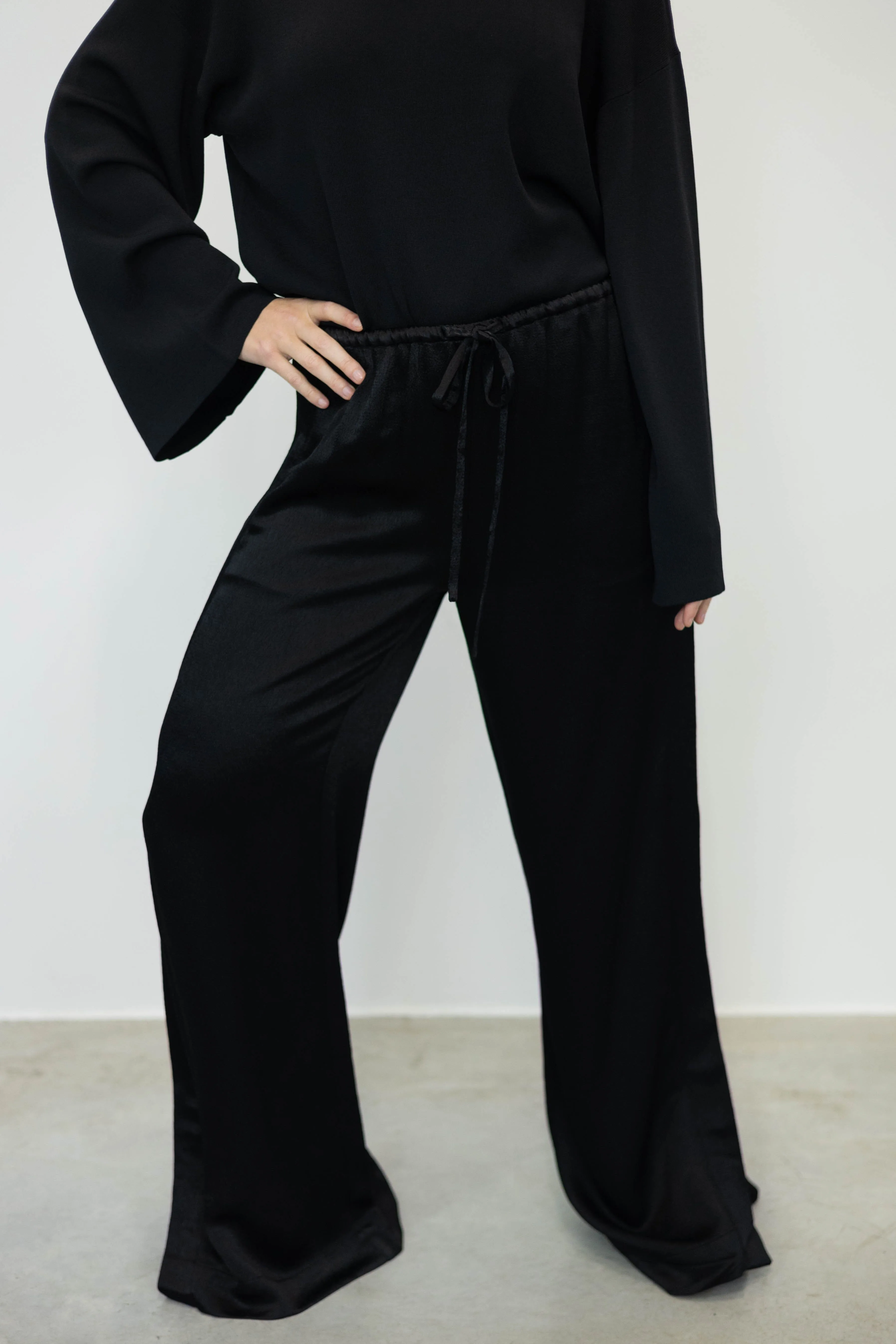 HAZEL FLUID VISCOSE WIDE LEG PANTS