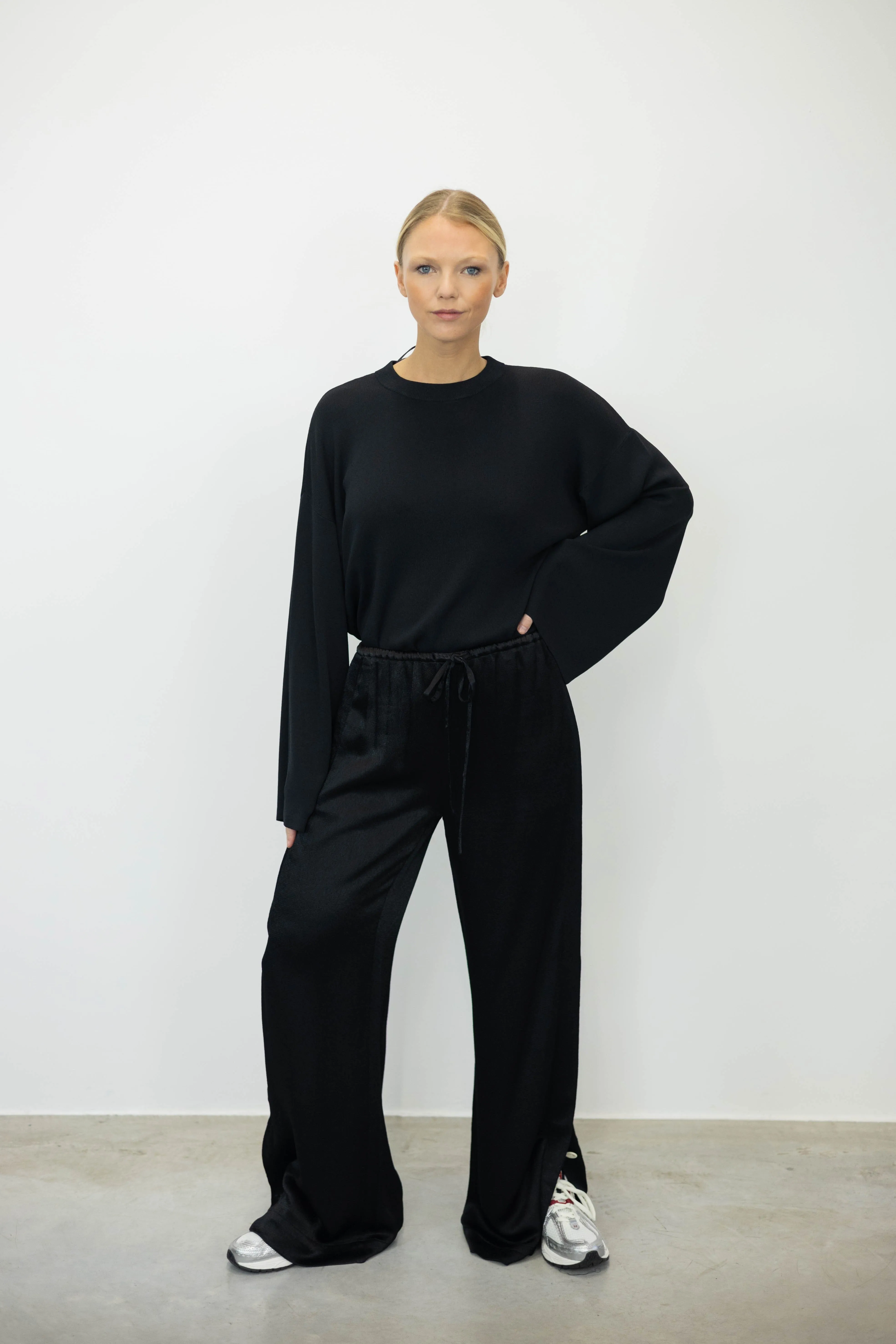HAZEL FLUID VISCOSE WIDE LEG PANTS