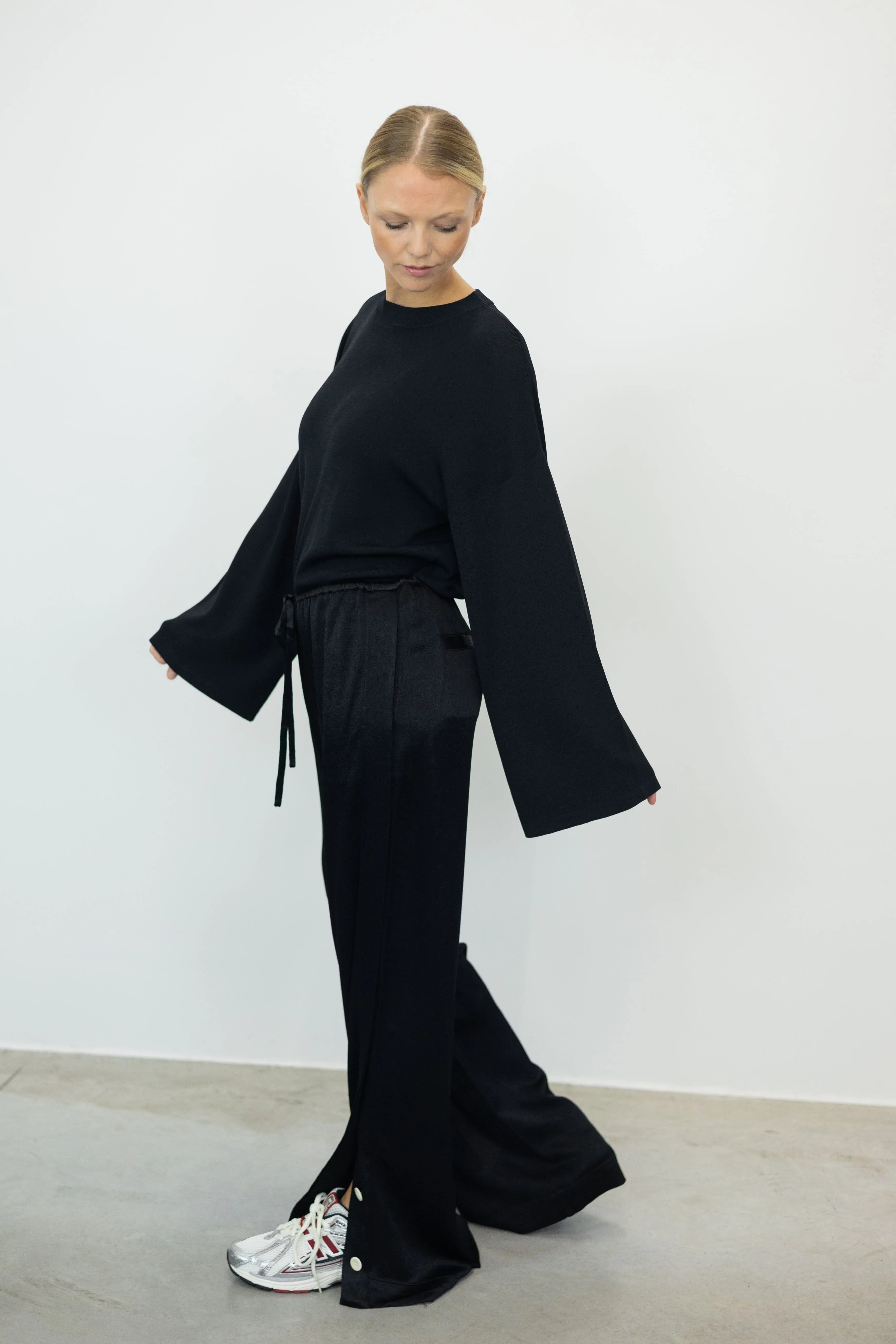 HAZEL FLUID VISCOSE WIDE LEG PANTS