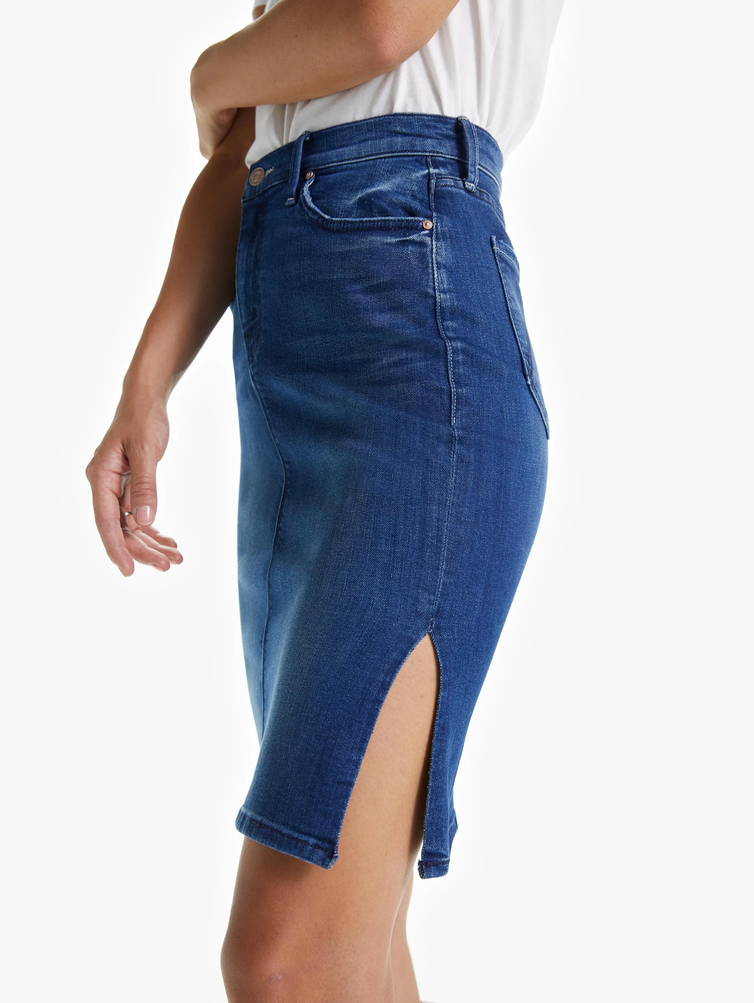 High Waisted Slice Knee Skirt
