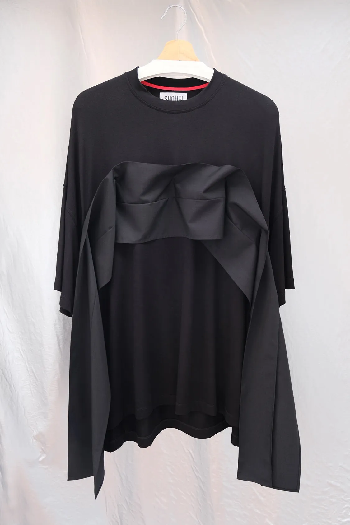 IRENE TEE   KAI SKIRT / SHOP THE LOOK
