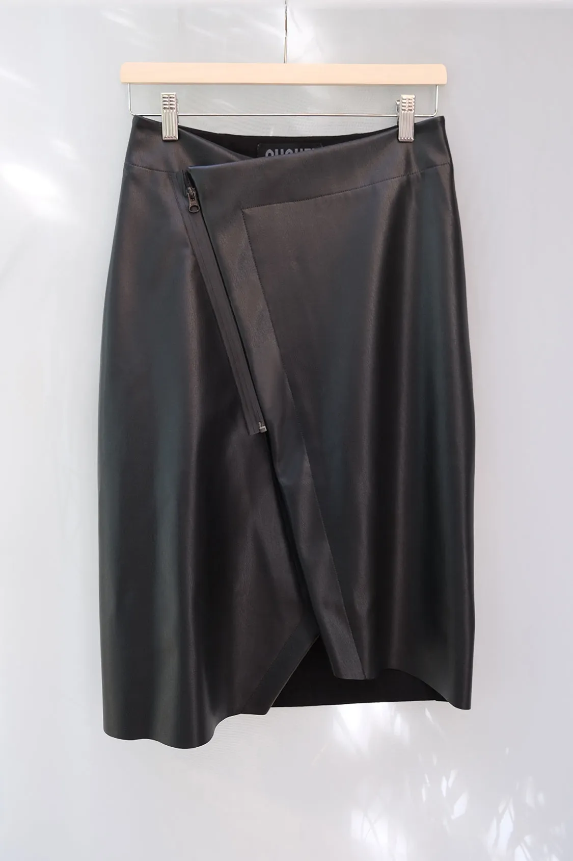 IRENE TEE   KAI SKIRT / SHOP THE LOOK