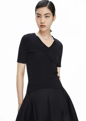 Sweaters / JNBY V-Neck Asymmetric Hem Short Sleeve Pullover